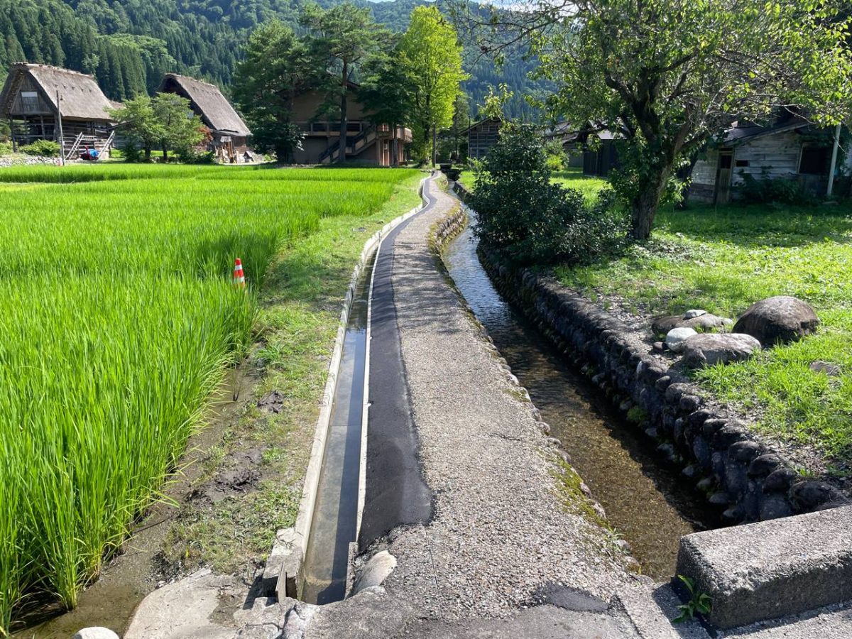 合掌地区　荻町用水路工事 | 護岸工事
