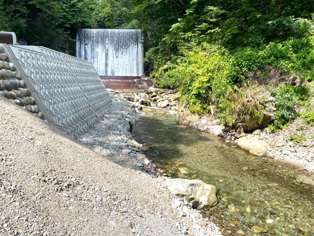 合掌地区　戸島隧道工事 | 護岸工事